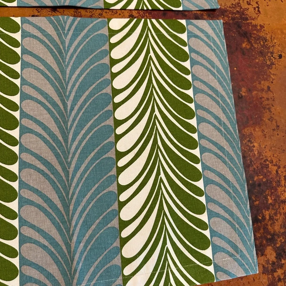 Crate&Barrel Placemats Set of 2